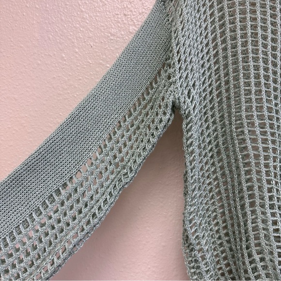 Hollowed Out Round Neck Sweater with Pocket and Drop Shoulder in Green Size XL - Picture 5 of 7